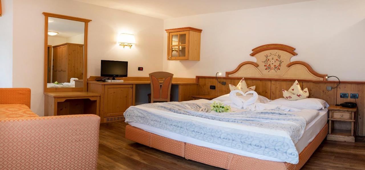 Nature Wellness Hotel Renato Vigo di Fassa Ngoại thất bức ảnh