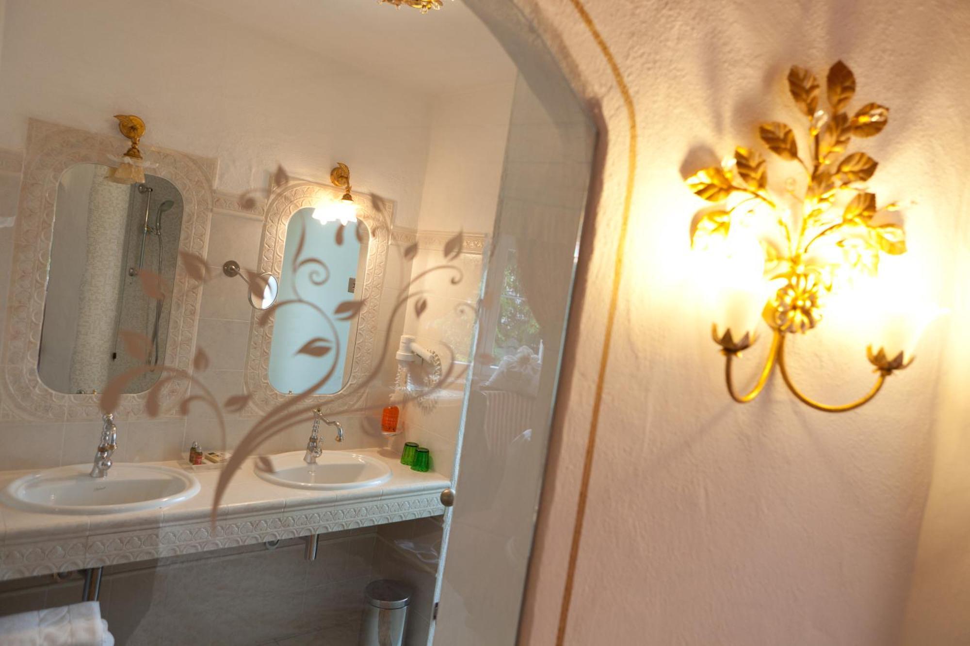 Nature Wellness Hotel Renato Vigo di Fassa Ngoại thất bức ảnh