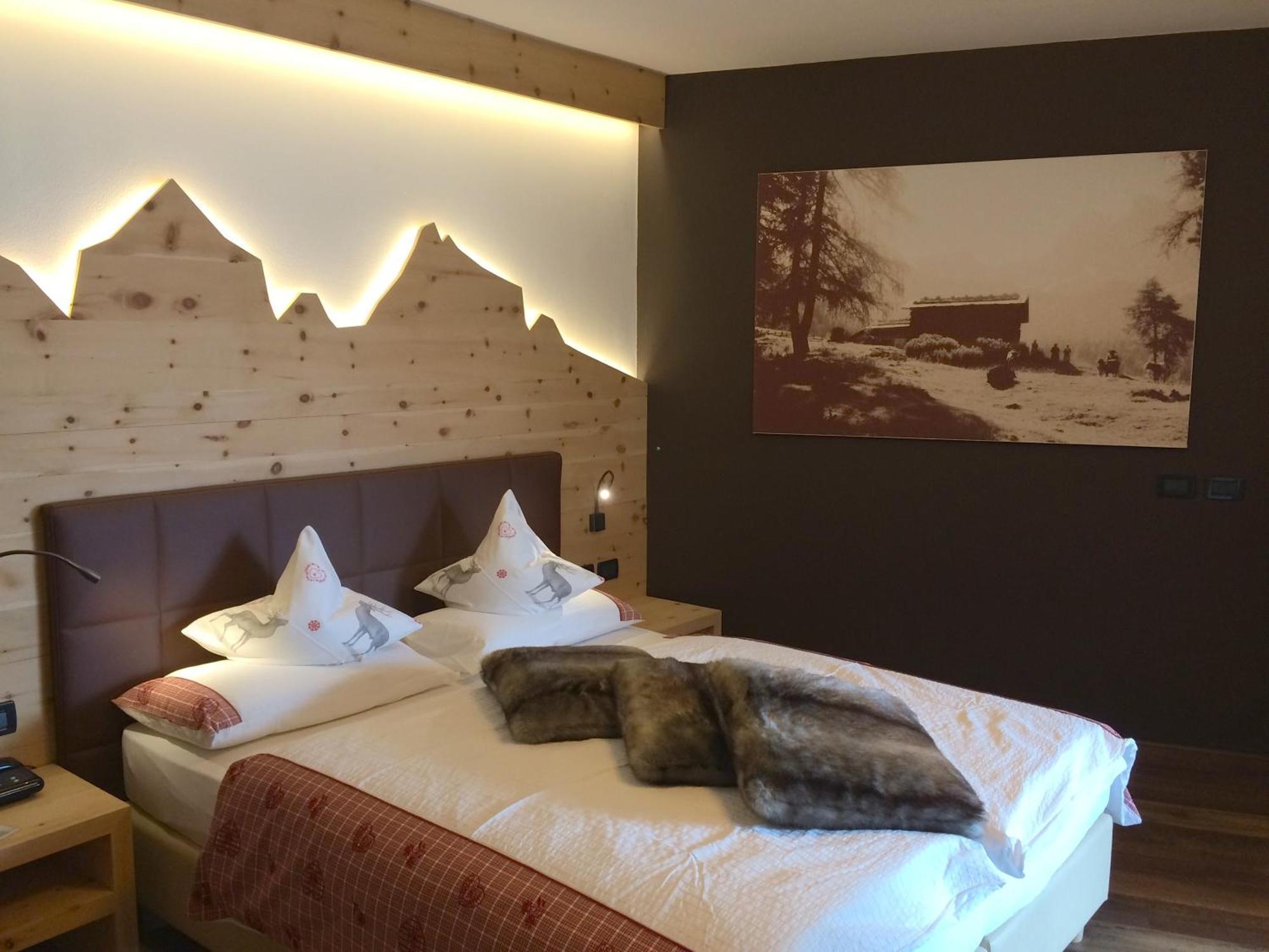 Nature Wellness Hotel Renato Vigo di Fassa Phòng bức ảnh