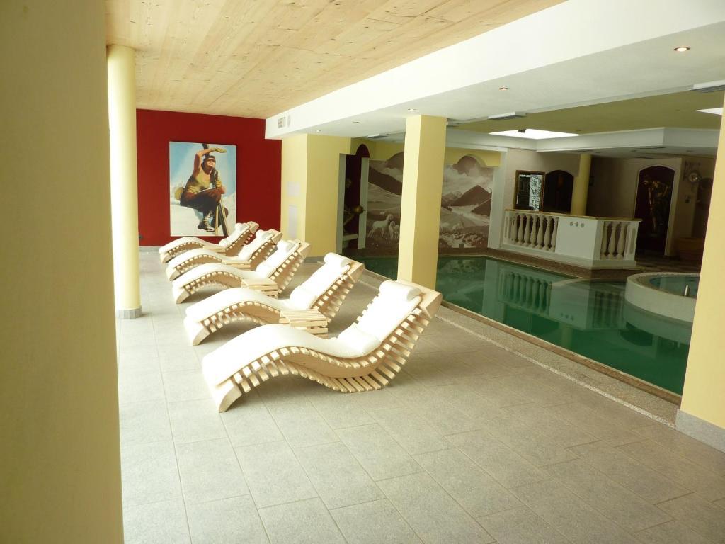 Nature Wellness Hotel Renato Vigo di Fassa Ngoại thất bức ảnh